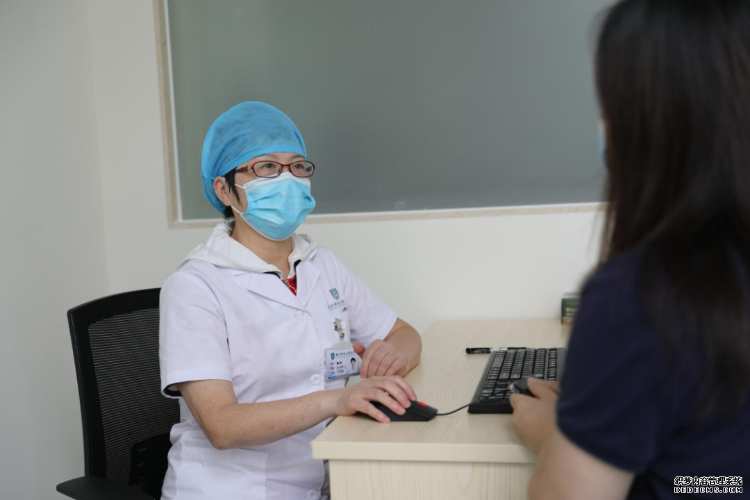 詹晓蓉｜医生和教师都是我一生的骄傲