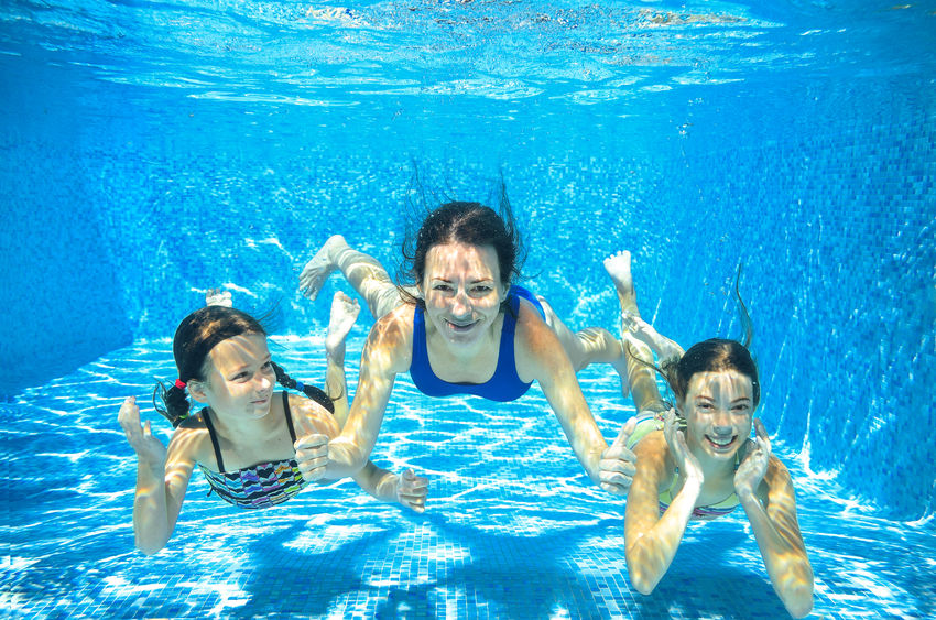 <b>游泳要防这四种病，女性和小孩更要小心！</b>