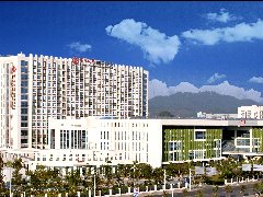 深圳第一家“中山医”一周岁大礼，53位名医周六起免费义诊