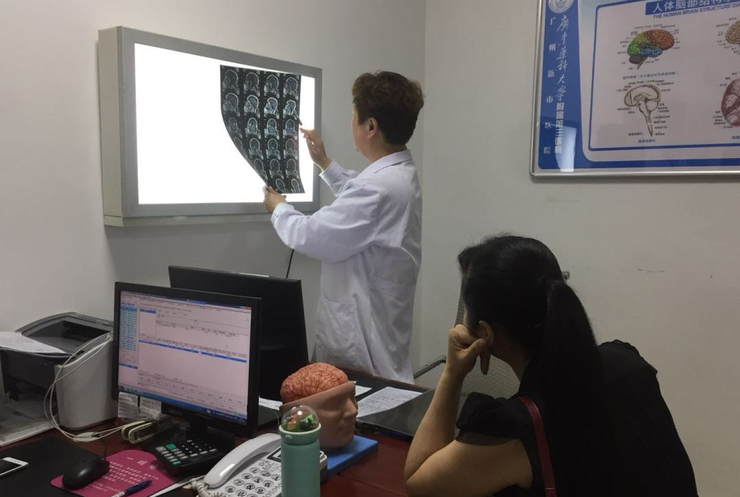 董颖君|躬耕癫痫三十余载，治病救人显风采