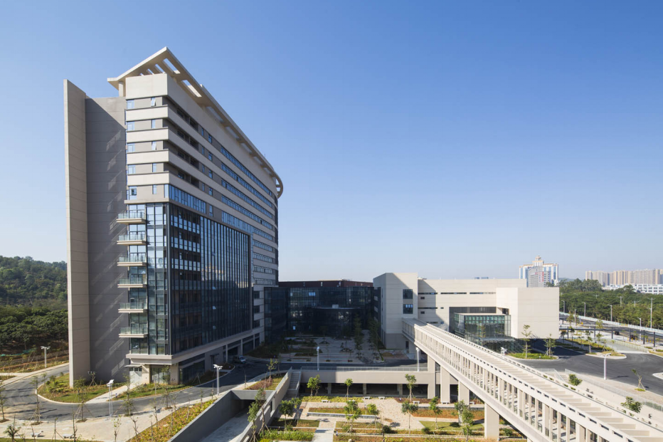 中国医学科学院肿瘤医院深圳医院妇科：竭诚妇出，攻克癌症