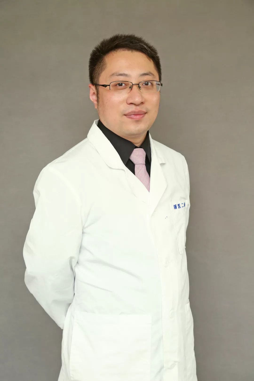 章征|躬体力行,守护心灵之窗-健康160网上预约挂号平台